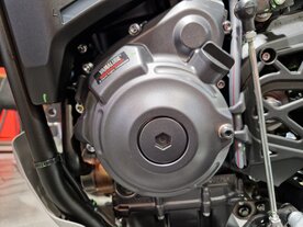 Yamaha CP2 Blokdeksel Links Dynamo BLW-15411-00